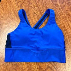 *Like New* Under Armour Compression Sports Bra sz:Medium